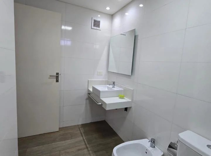 ALQUIER MONOAMBIENTE AMUEBLADO 5