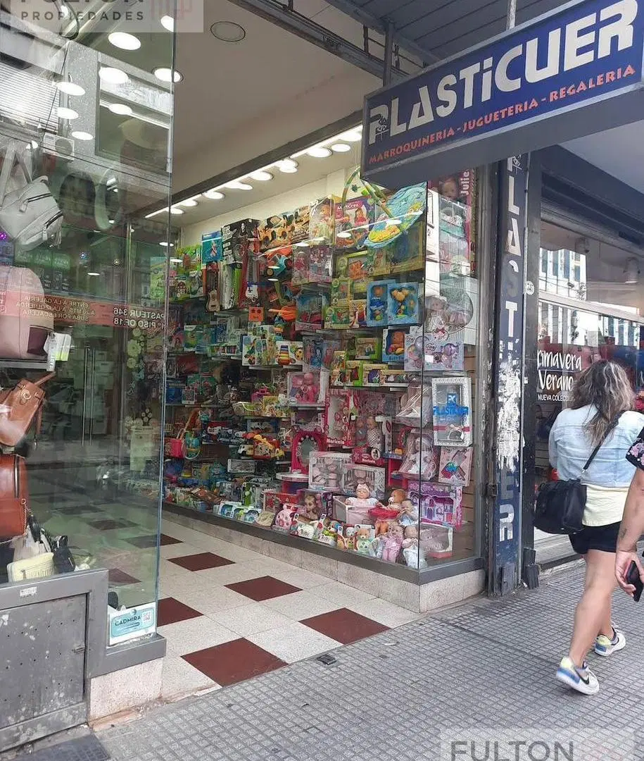 VENTA LOCAL EN ONCE. APTO TODO DESTINO SIN EXPENSAS 2