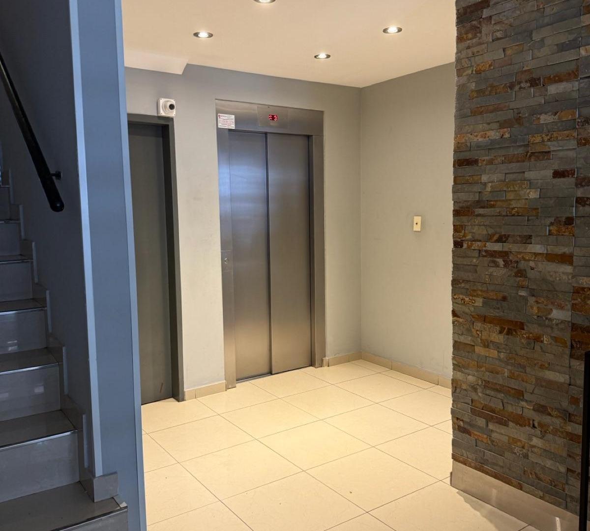 Foto de Departamento - Villa del Parque, imagen 1