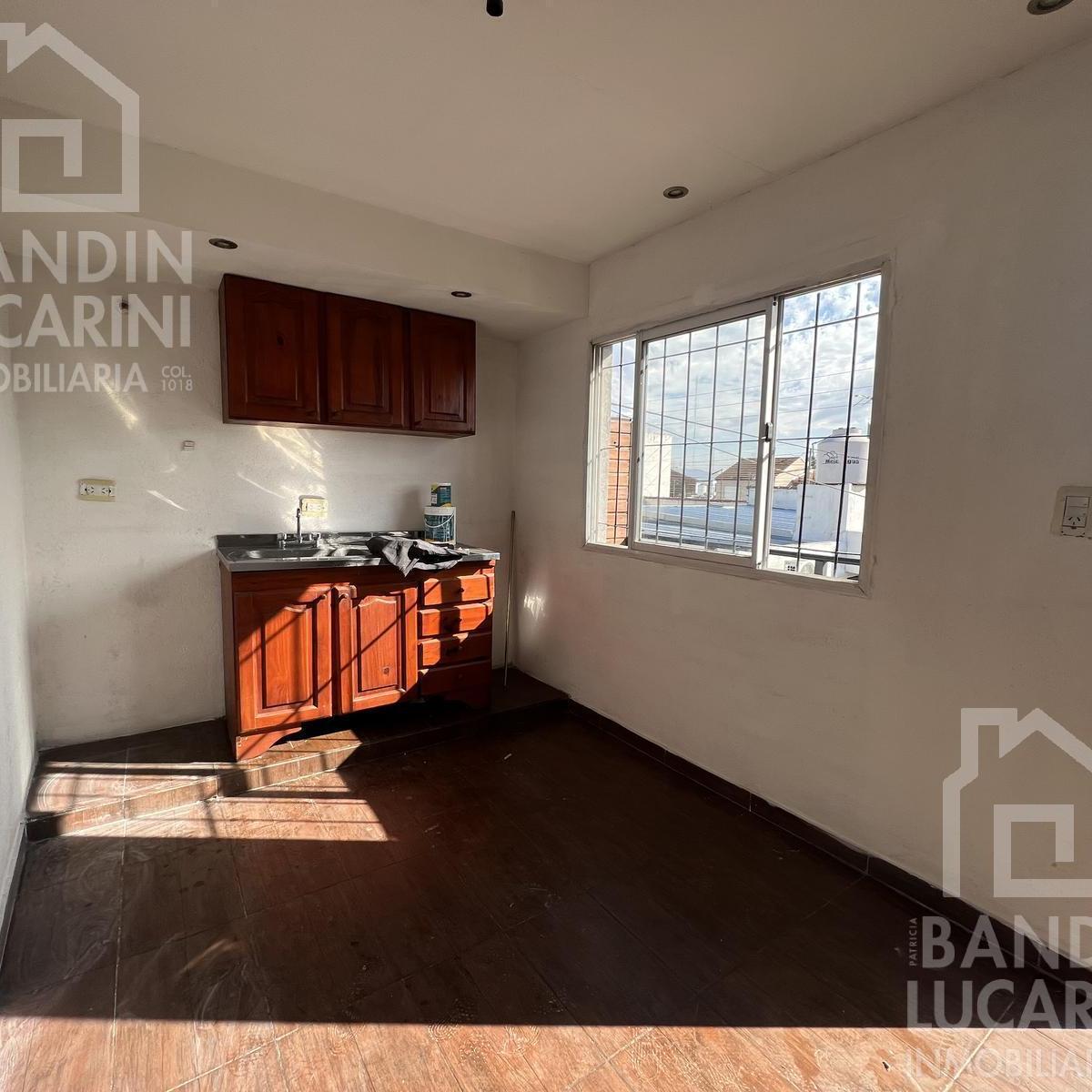 Departamentos 6 en Berazategui en Venta/permuta en Block. Ideal Para Renta 5
