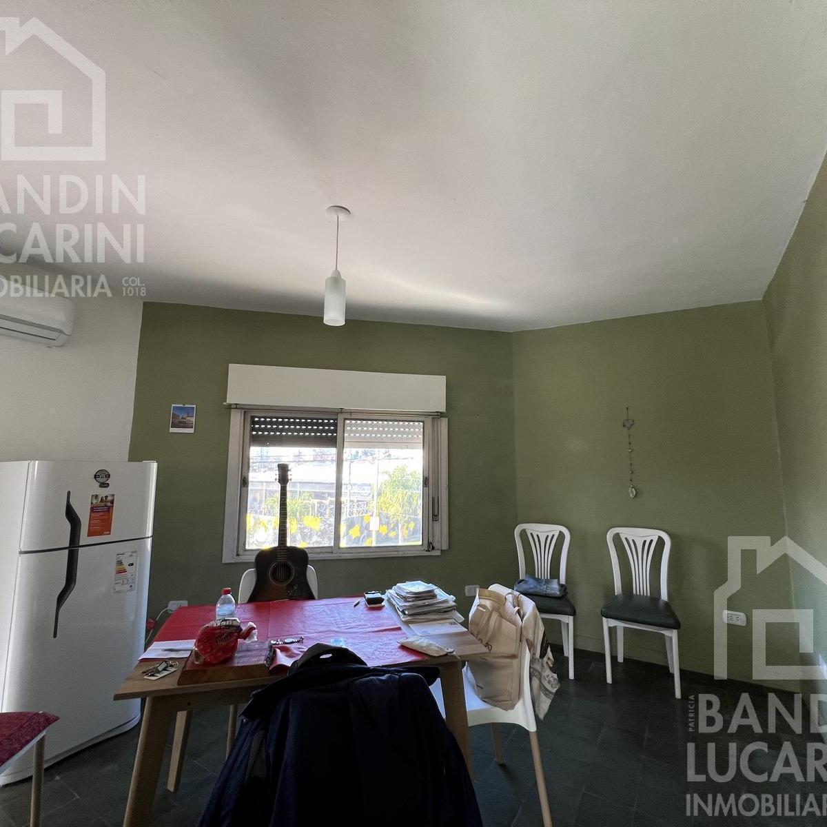 Departamento en Venta de 2 Amb C/ Cochera y Amplia Terraza. Apto Credito. 3