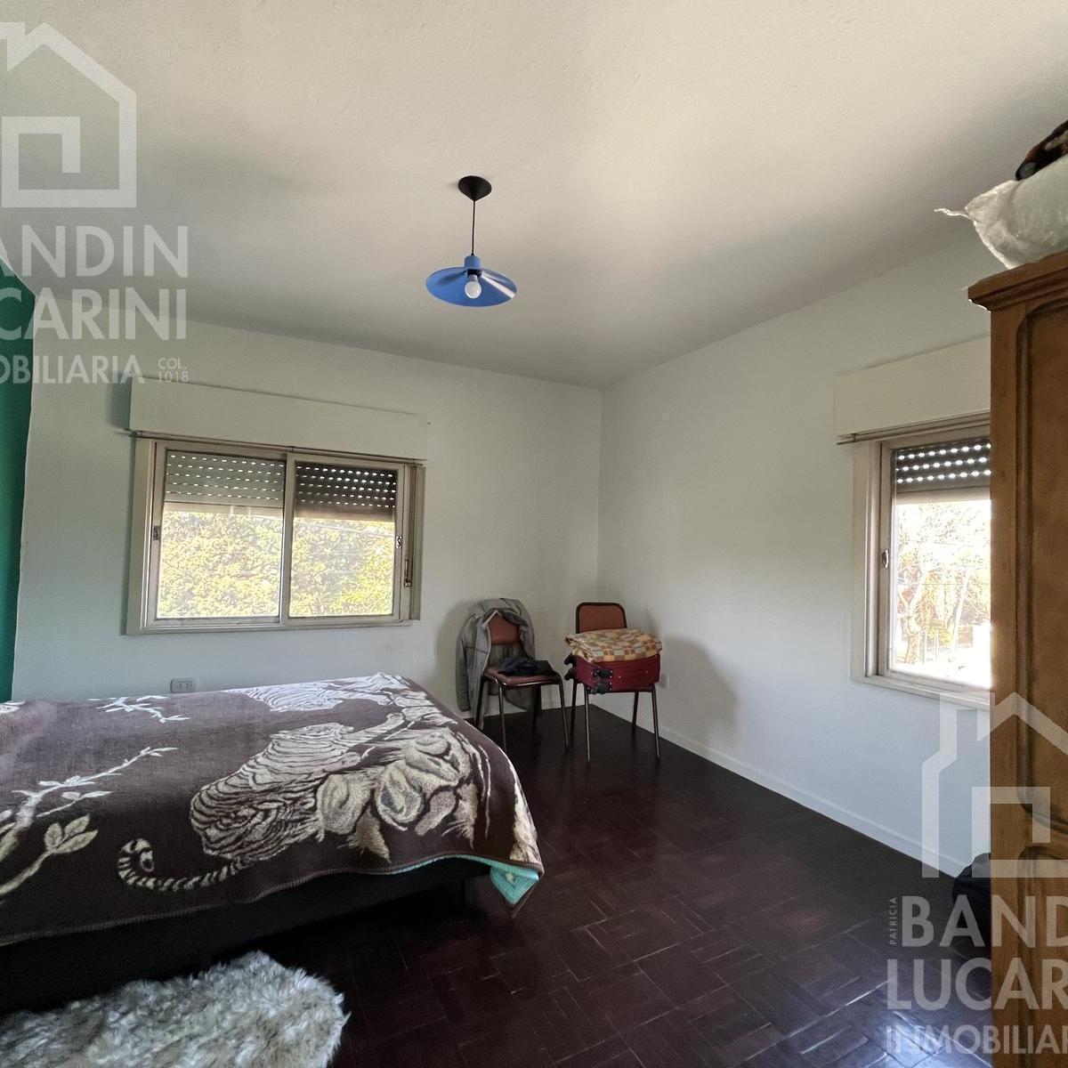 Departamento en Venta de 2 Amb C/ Cochera y Amplia Terraza. Apto Credito. 5