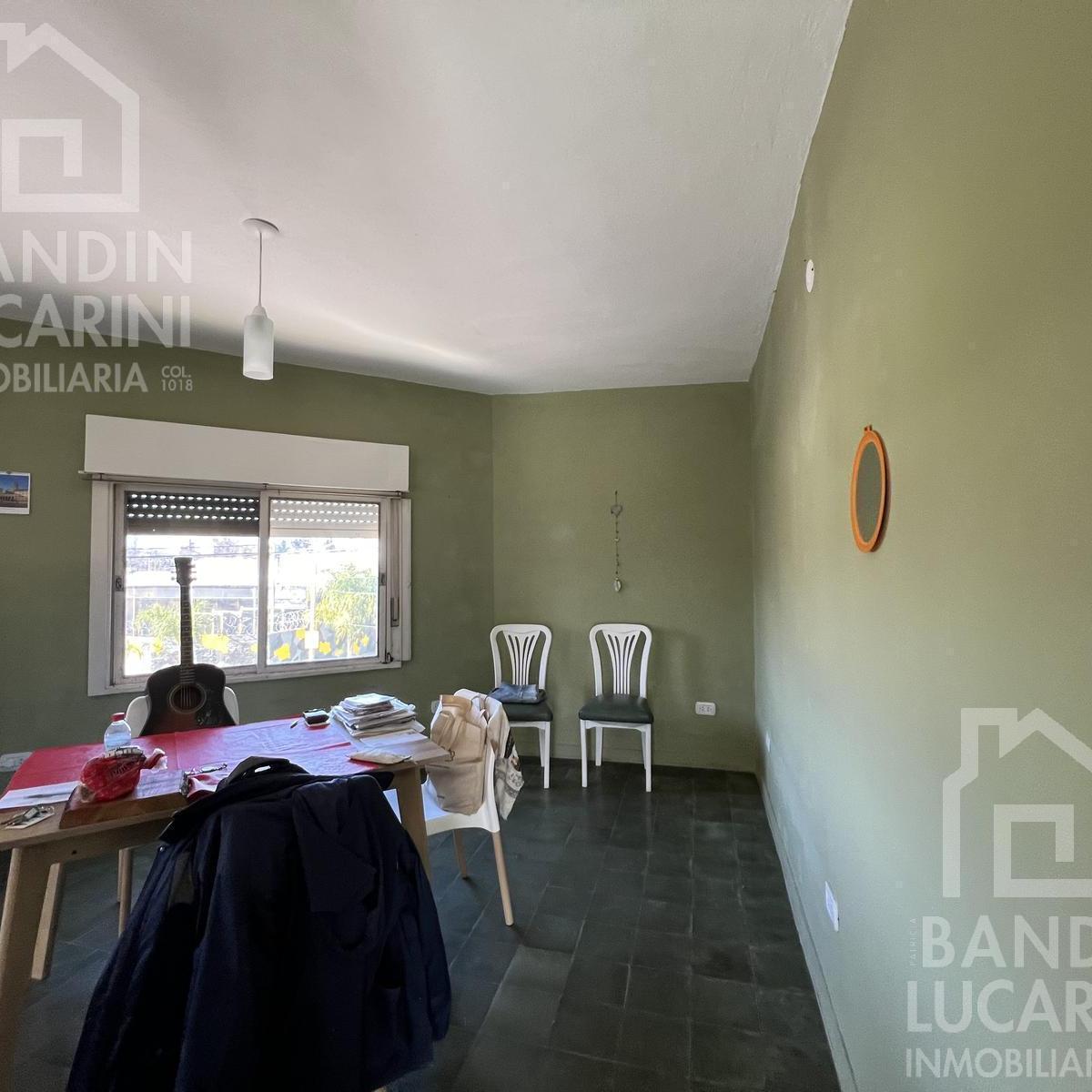 PH en Venta de 2 Amb C/ Cochera y Amplia Terraza. Apto Credito. 4