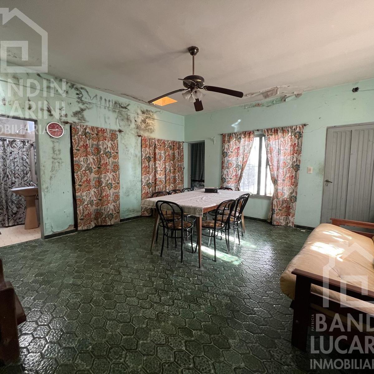 Casa en Berazategui en Venta Depto a Continuacion. 2