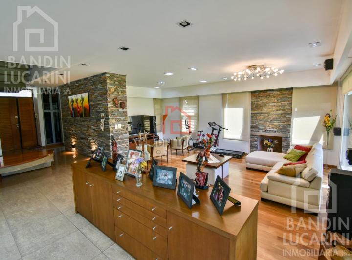 Foto de Casa en Ranelagh en Venta 5 ambientes. Se toman inmuebles menor valor., imagen 2