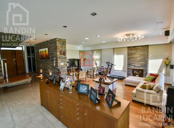 Foto de Casa en Ranelagh en Venta 5 ambientes. Se toman inmuebles menor valor., imagen 4