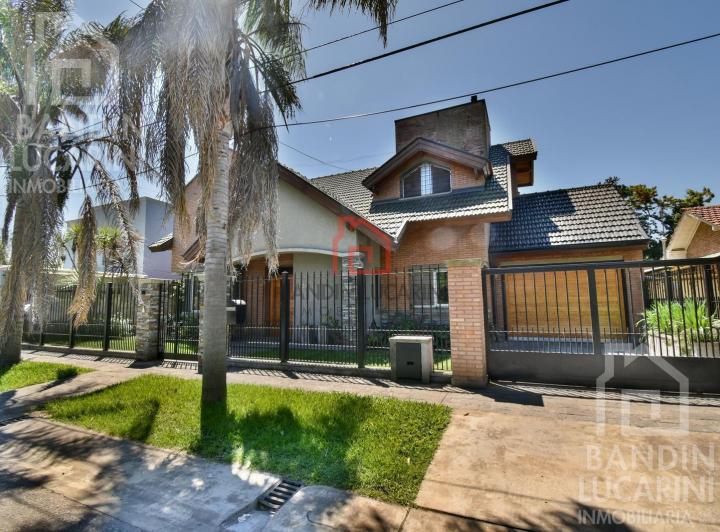 Casa en Ranelagh en Venta 5 ambientes. Se toman inmuebles menor valor.