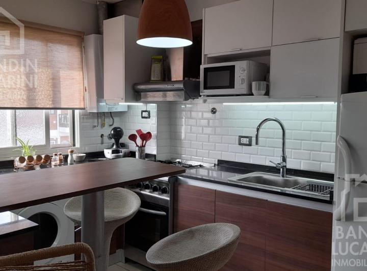 Departamento en  Alquiler de 3 AMB + Entrepiso C/ Cochera. Amenities 1