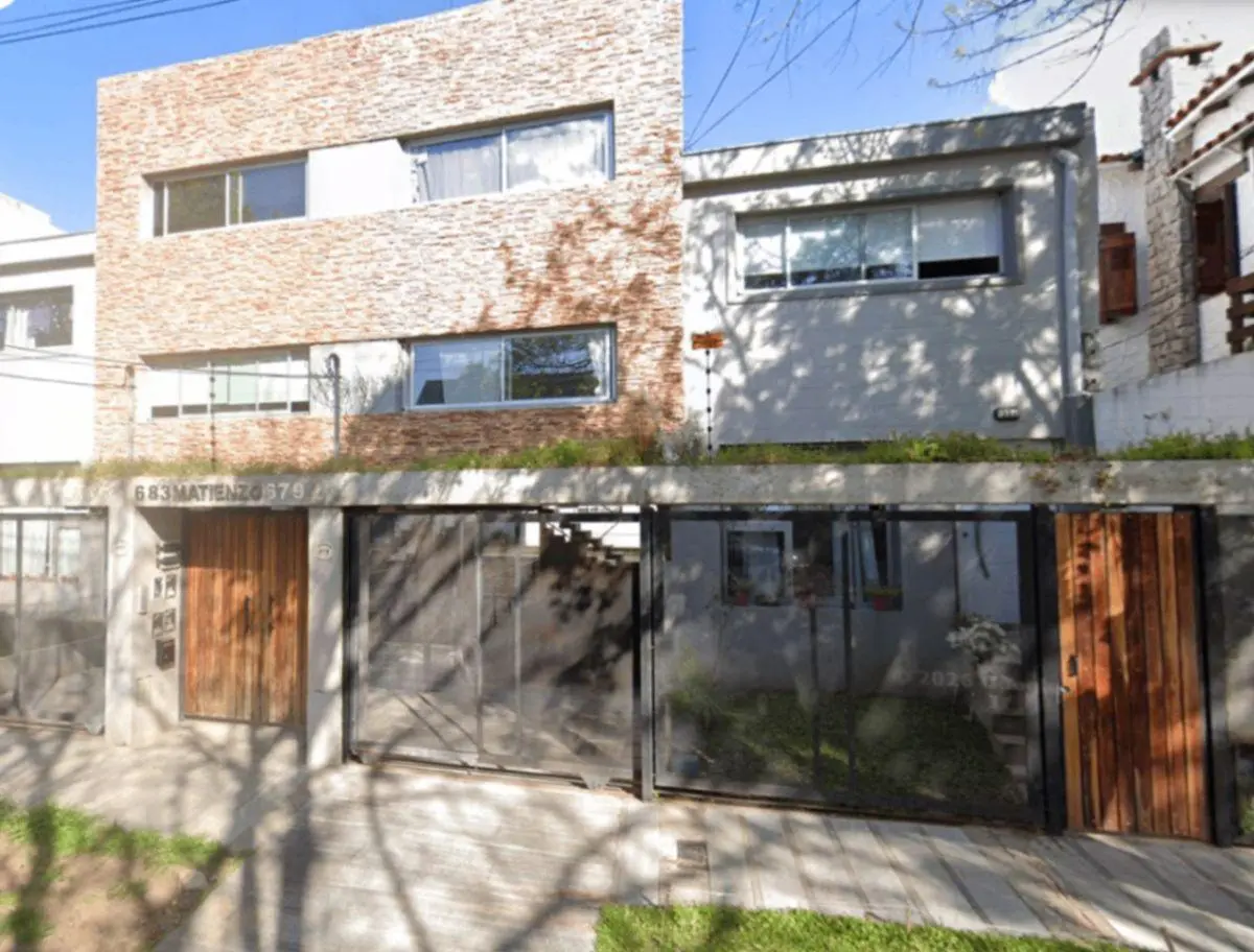 PH en venta de 3 amb c/ cochera doble y jardin en Quilmes residencial. 4