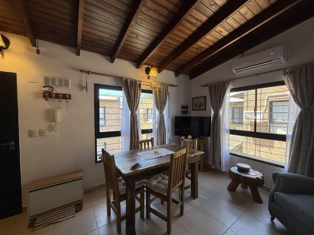 Departamento en venta c/ cochera en Berazategui 4