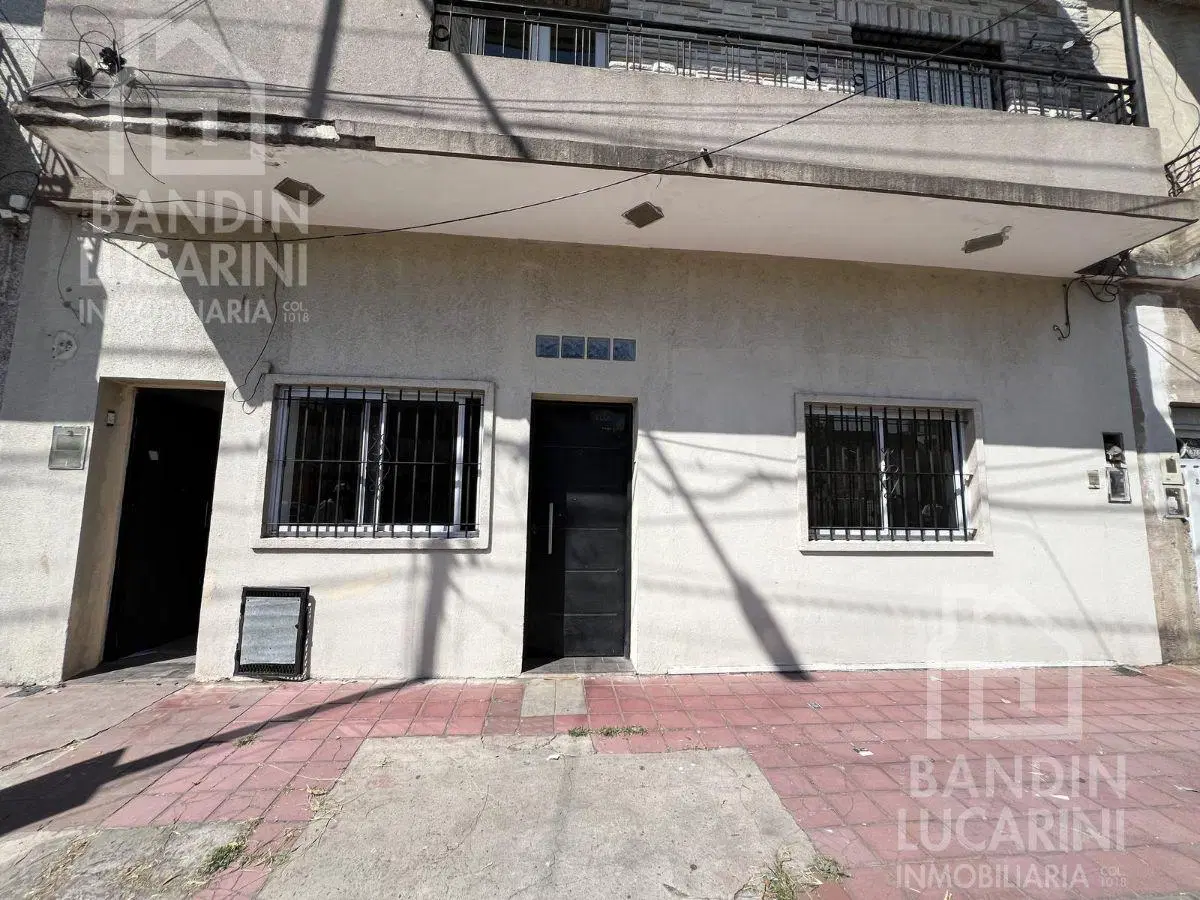 Departamento en  Alquiler de 3 Ambientes en Planta Baja 3