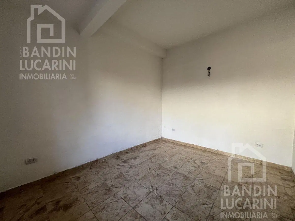 Departamento en  Alquiler de 3 Ambientes en Planta Baja 2