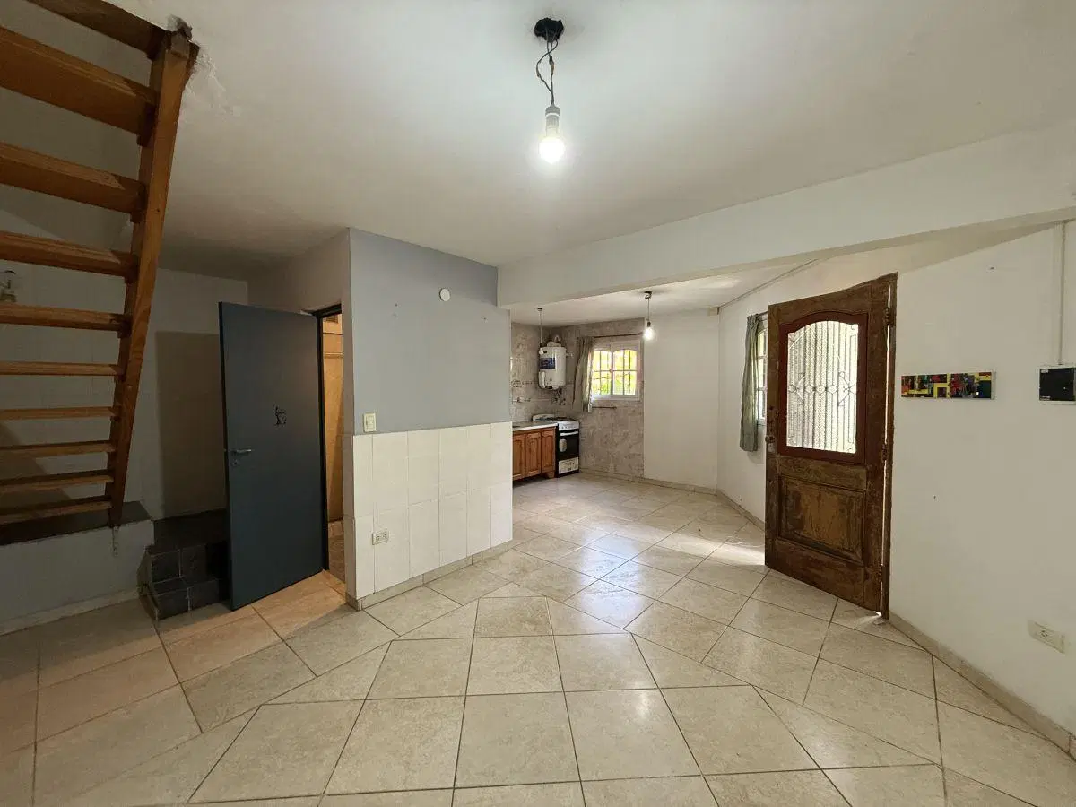 Departamento en alquiler en Berazategui 3