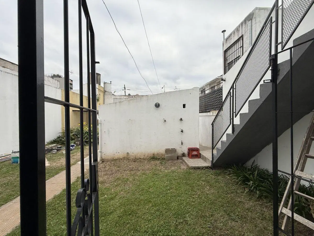Depto en alquiler en Berazategui Interno. Apto profesional. 5