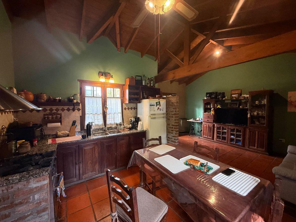 Foto de Casa en Venta en Ranelagh Zona El Martillo. 3 AMB + Guarda útiles, imagen 2