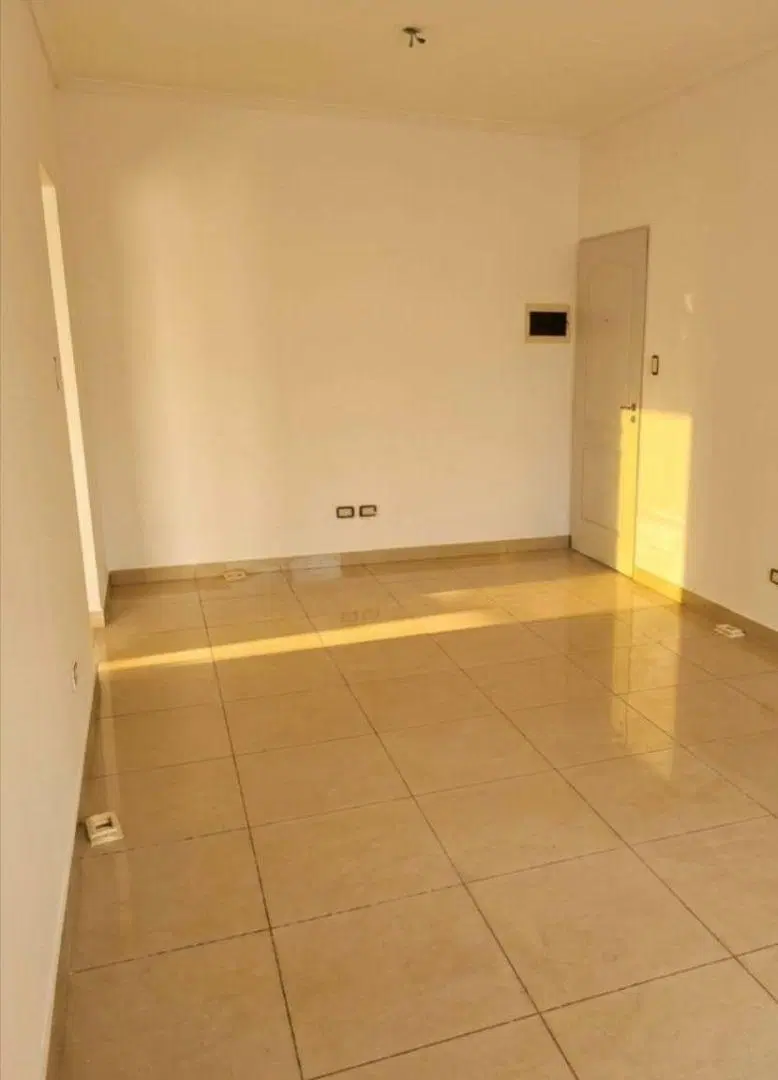 Departamento en alquiler. 2 ambientes. Quilmes centro 3