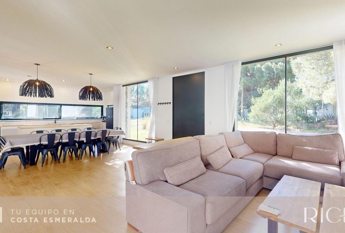 Casa en Venta en Costa Esmeralda Increíble 2