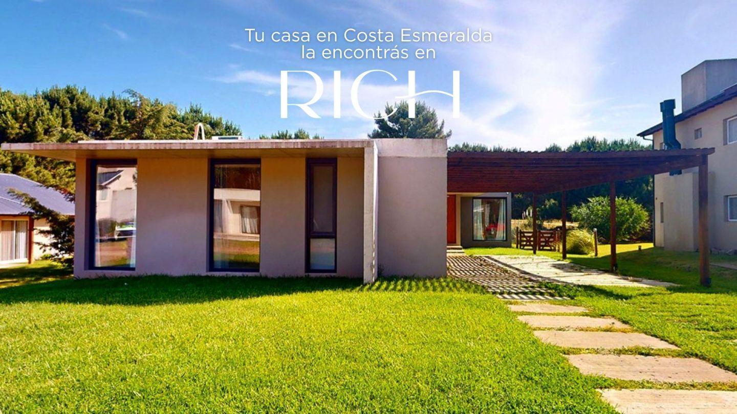 CASA EN VENTA EN COSTA ESMERALDA - OPORTUNIDAD A METROS DEL MAR