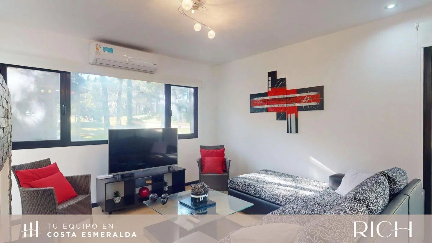 Casa en Venta en Costa Esmeralda - Residencial 1 con Pileta y Gas Natural 4