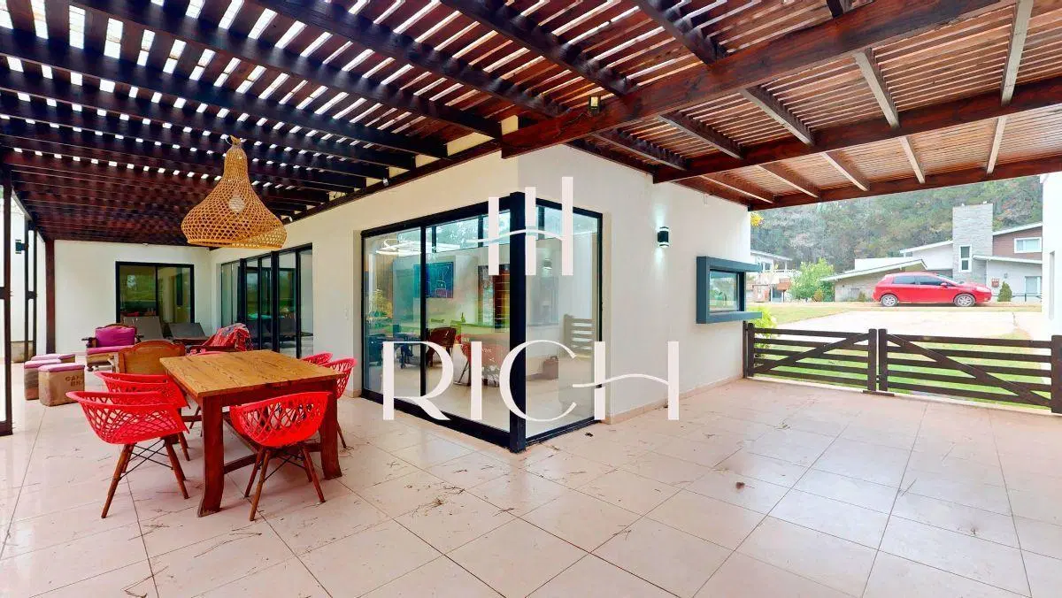 Casa en venta en Costa Esmeralda - Implantada sobre doble lote 5