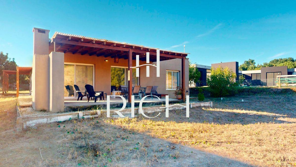 Casa en Venta en Costa Esmeralda - OPORTUNIDAD 4 habitaciones.