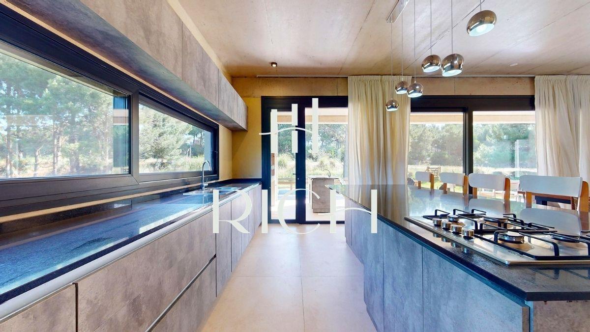 Foto de CASA EN VENTA EN COSTA ESMERALDA - OPORTUNIDAD A METROS DEL MAR, imagen 4
