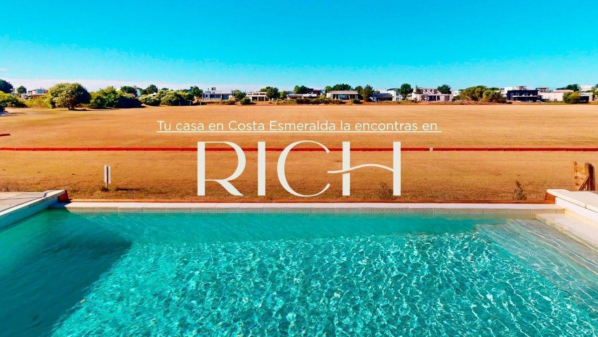 Foto de Casa en Venta en Costa Esmeralda - Barrio Ecuestre Vista a la Cancha de, imagen 2