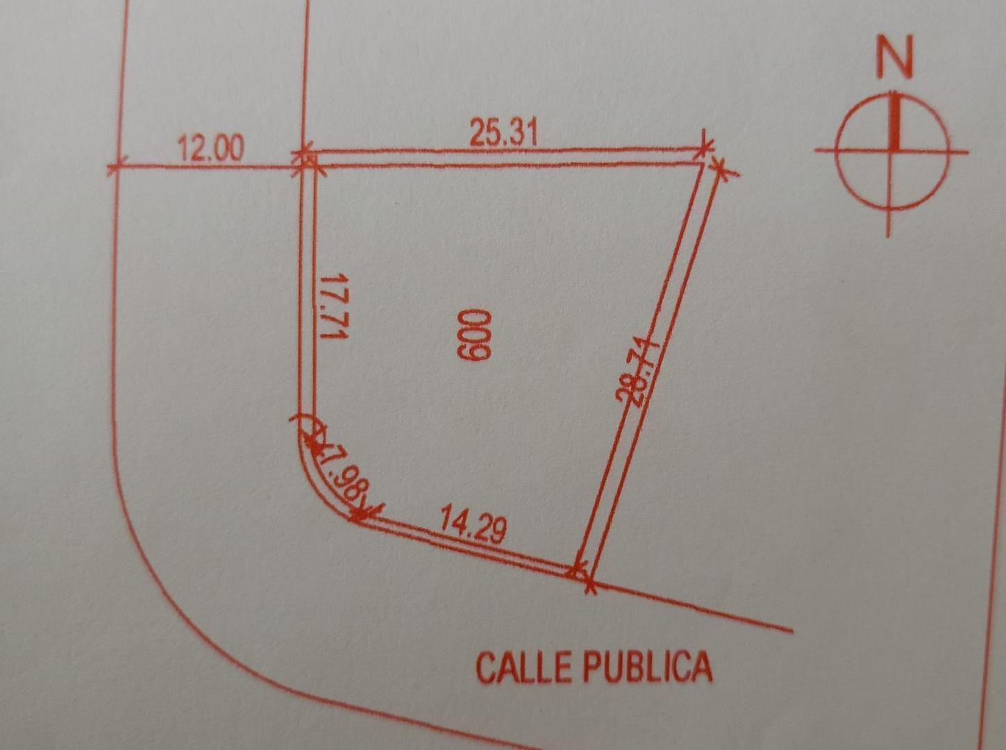 Terreno en Valle del Golf