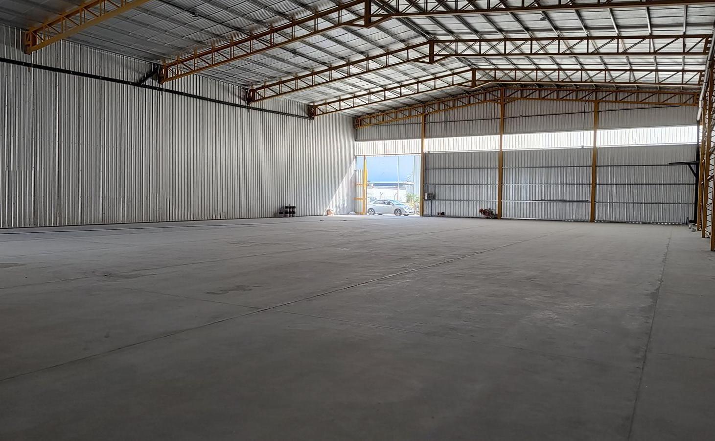 Foto de Nave Industrial en Ferreyra, Camino el Carmelo. 2000 m2., imagen 2
