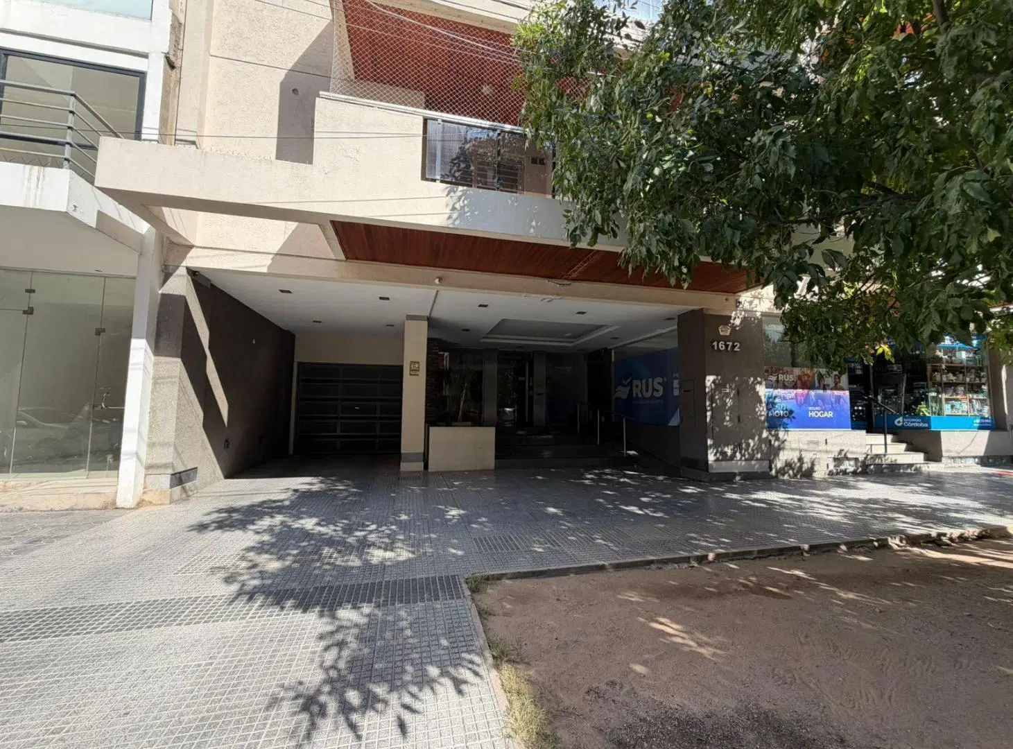 Departamento 2 Dormitorios en General Paz. Excelente Ubicacion 5