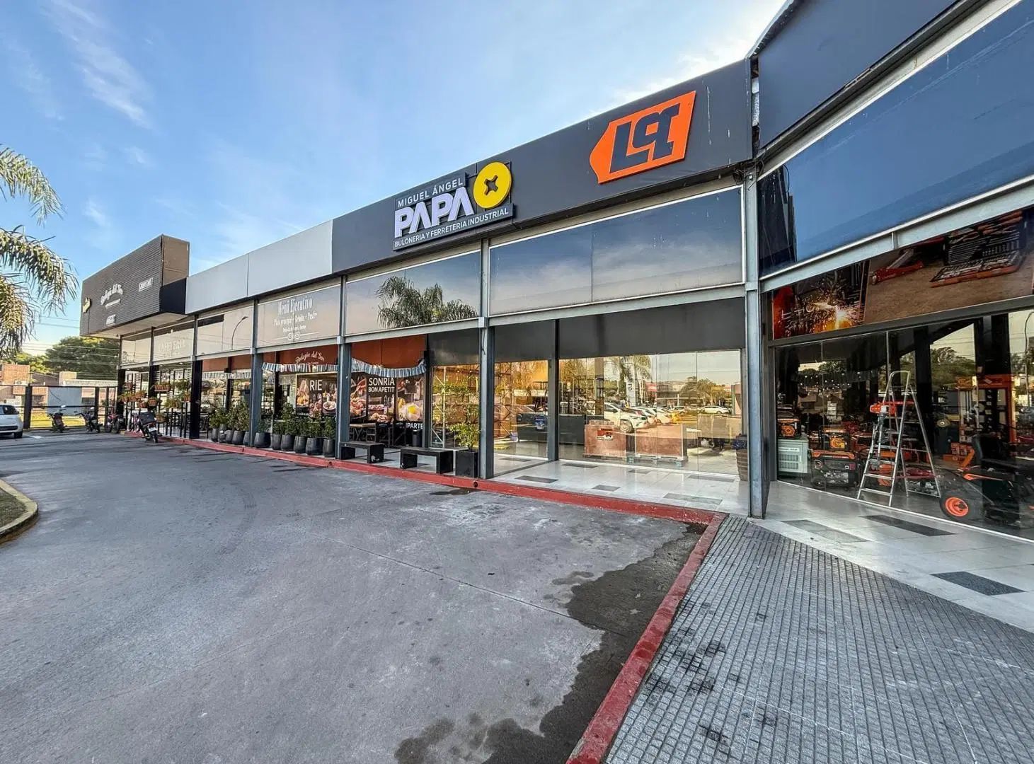 Local En Ohiggins Mall 2