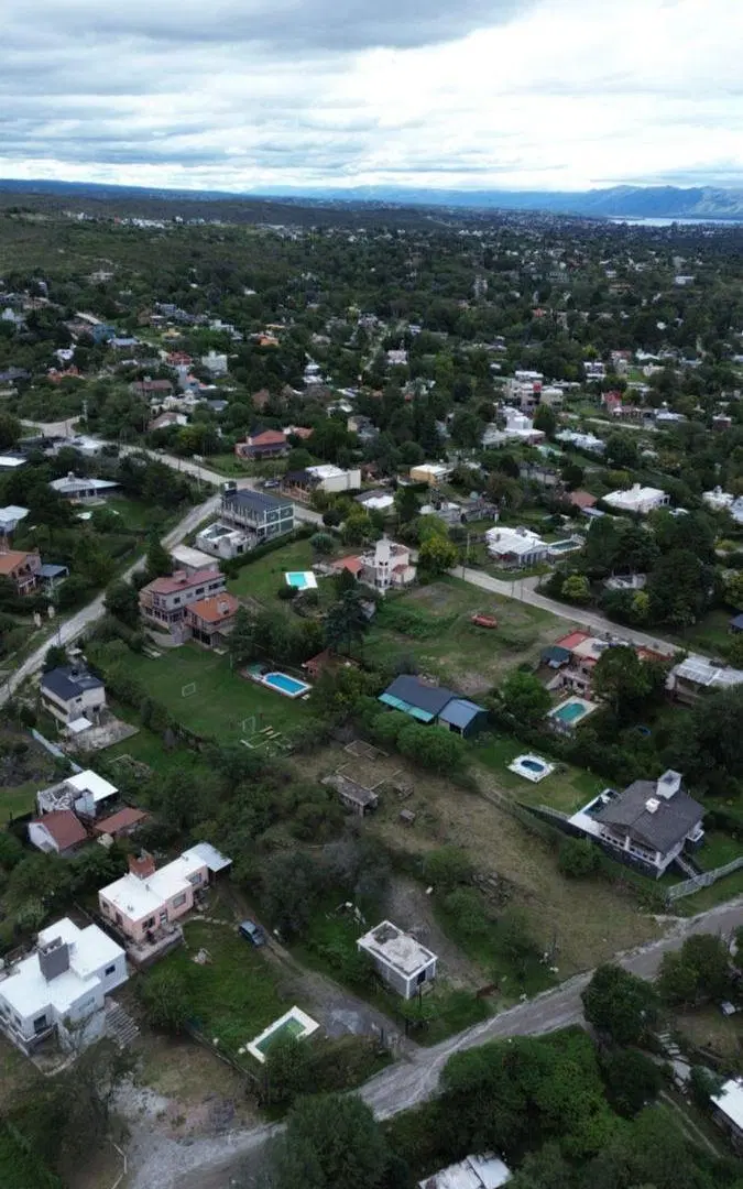SE VENDE DEPARTAMENTO+MONOAMBIENTE EN SAN ANTONIO DE ARREDONDO 2