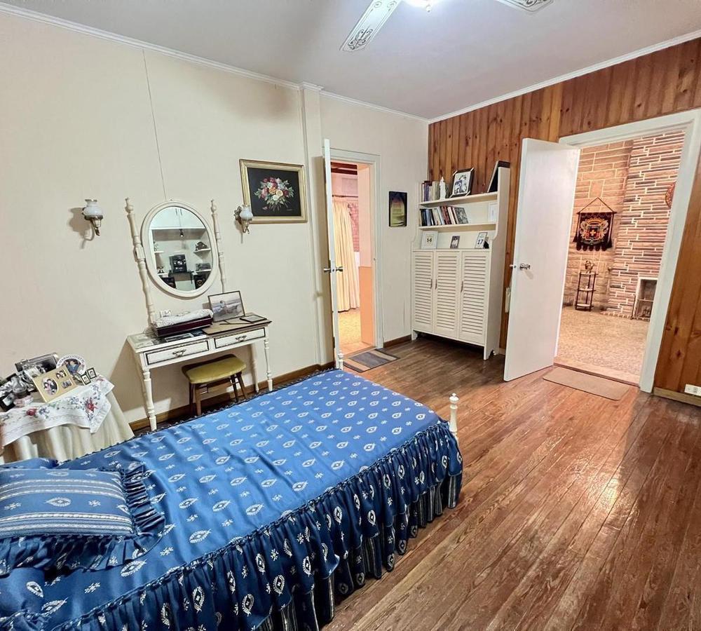 Casa 4 Ambientes con Cochera - Apta Credito - Excelente Estado 3