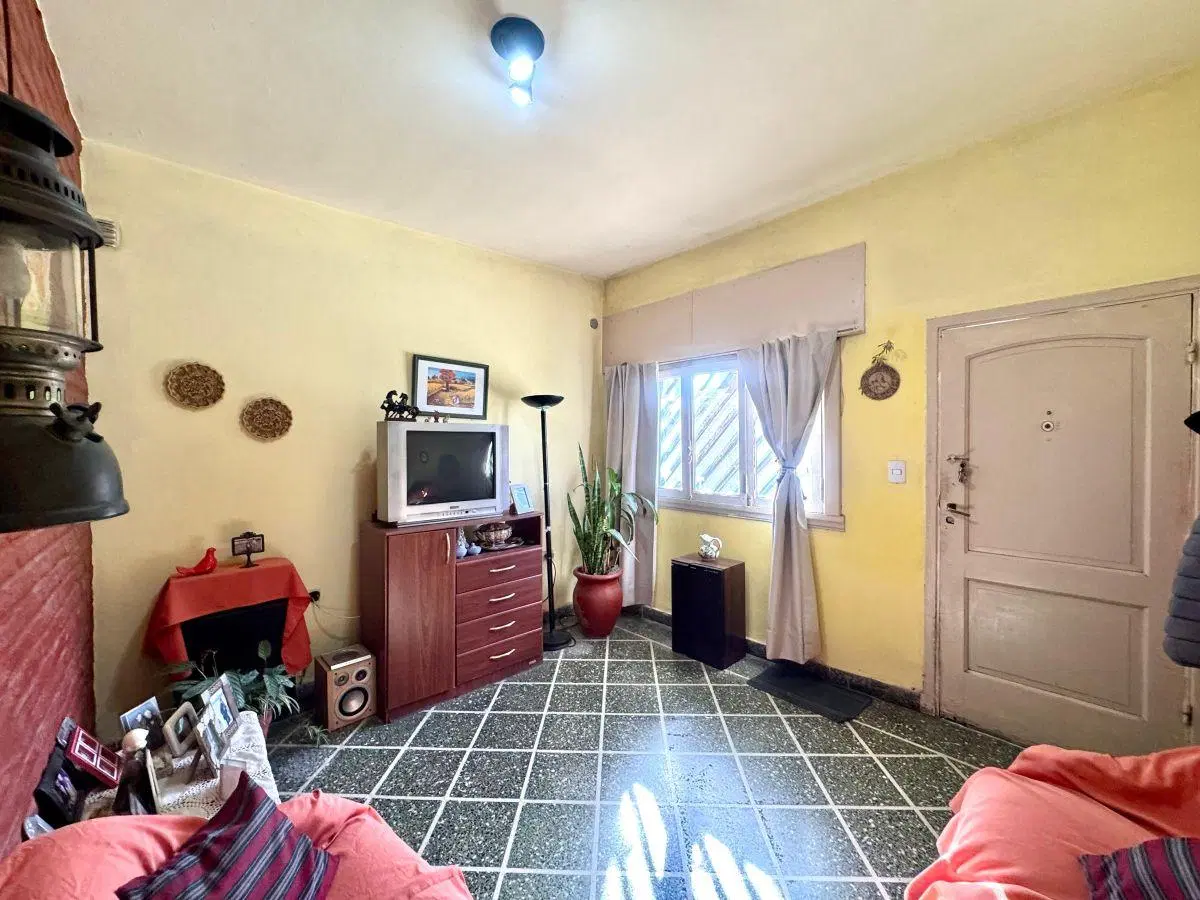 Casa 5 Ambientes - Desarrollada en 2 Plantas 3