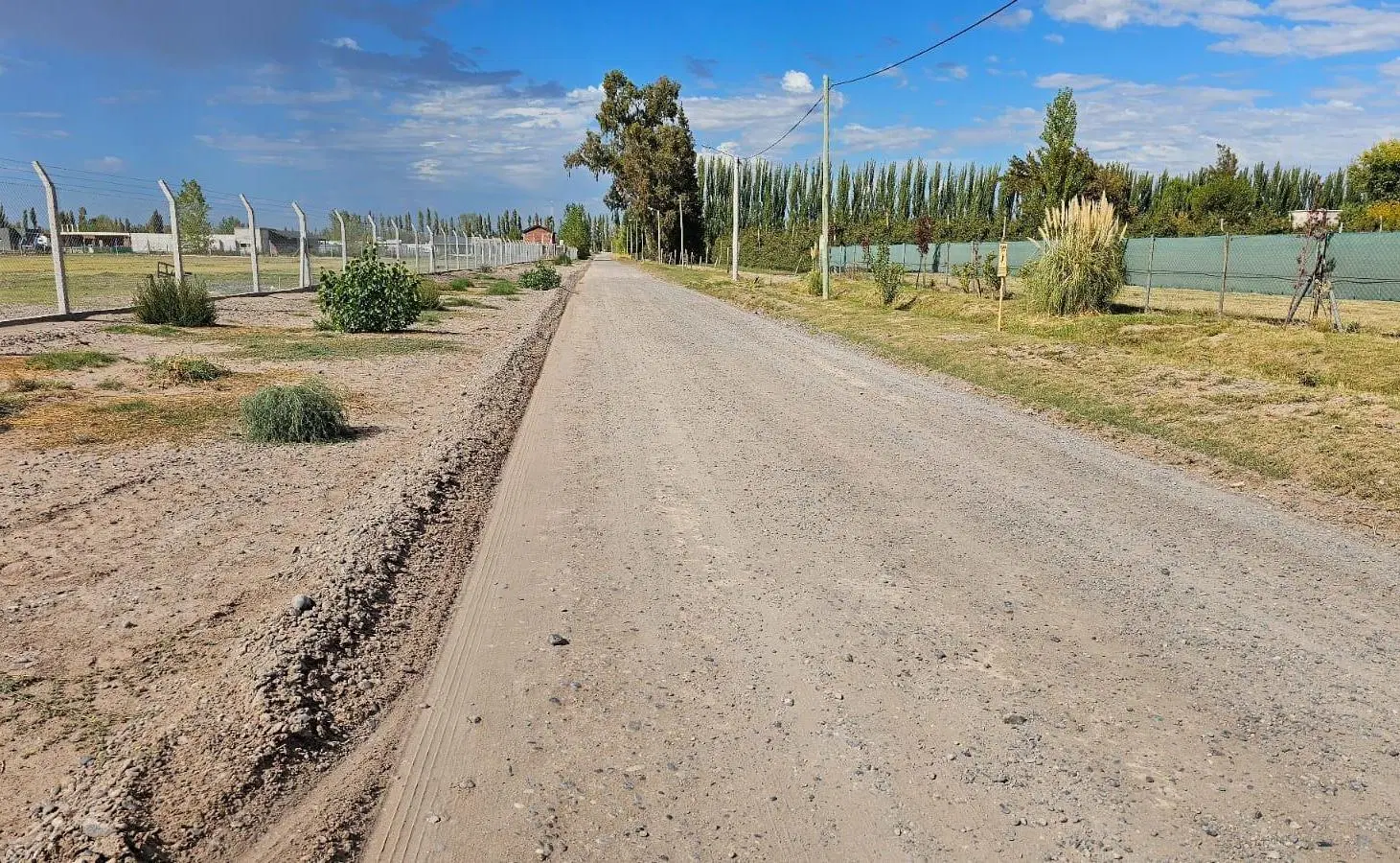 VENTA LOTE 800M2 BARRIO CERRADO "LA PAUSA" - CIPOLLETTI 4