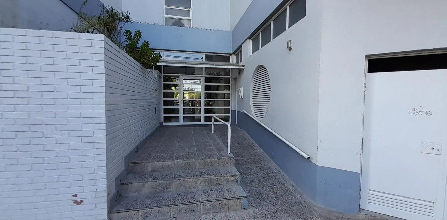 VENTA - Departamento 4 dorm - General Roca - Oportunidad 2