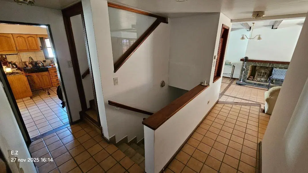 VENTA - Casa 7 dorm - Gral. Fotheringham 650 - Neuquén Capital 4