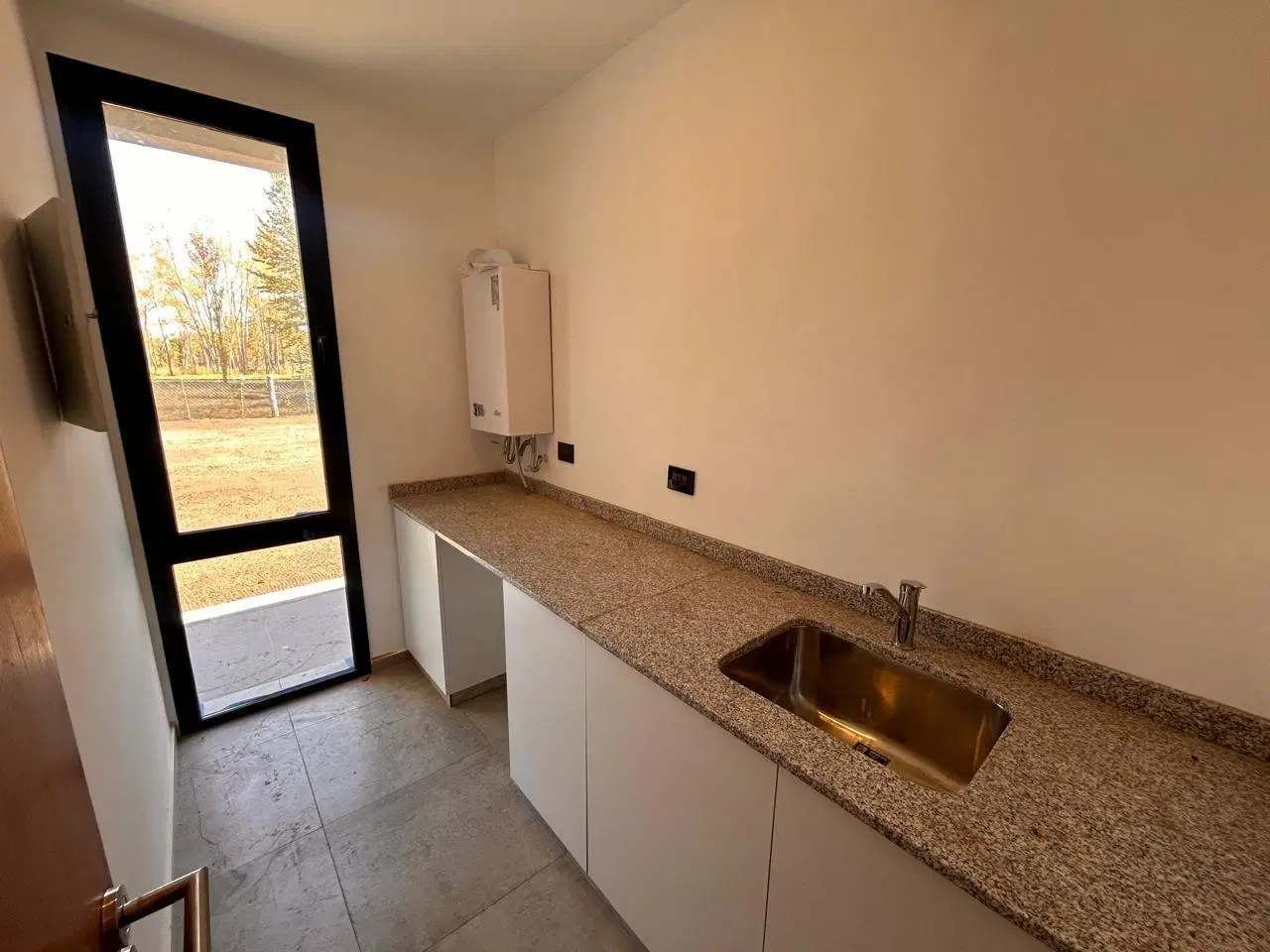 Venta Casa en Pozo 3 Dorm 2 Baños 1 Toilette 4