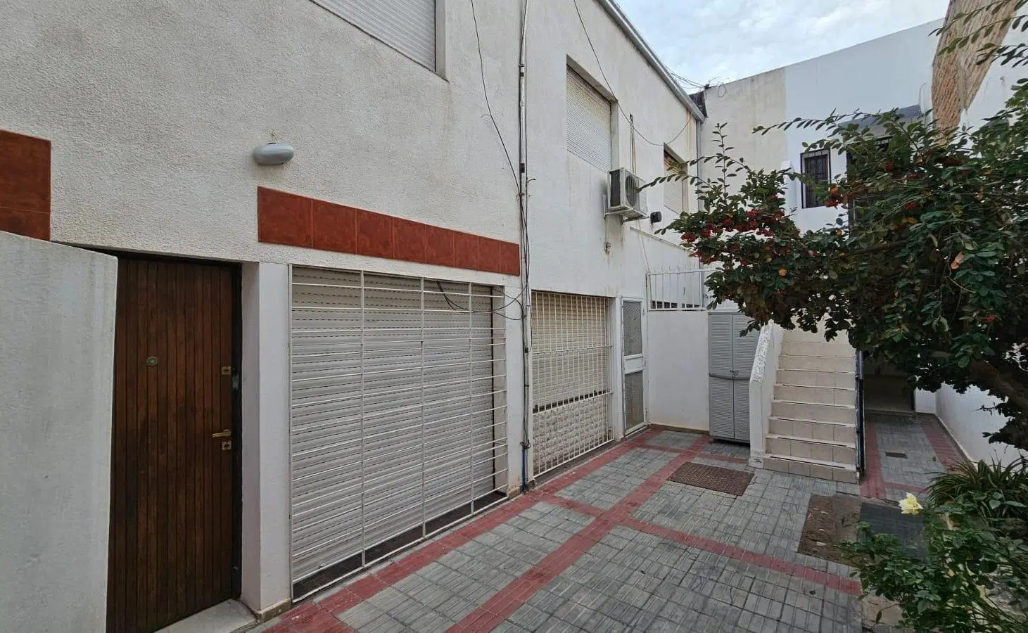 Venta departamento 2 dormitorios con patio sin cochera. 4