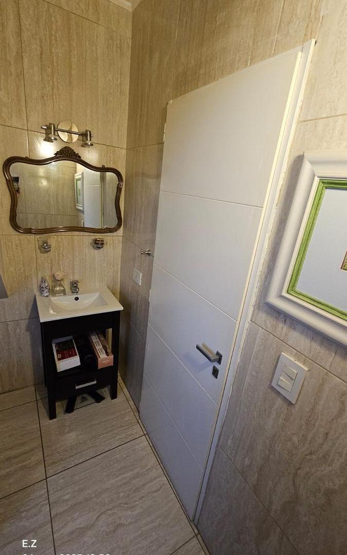 Foto de VENTA - Departamento 2 dormitorios - Cochera - Balcón privado, imagen 3