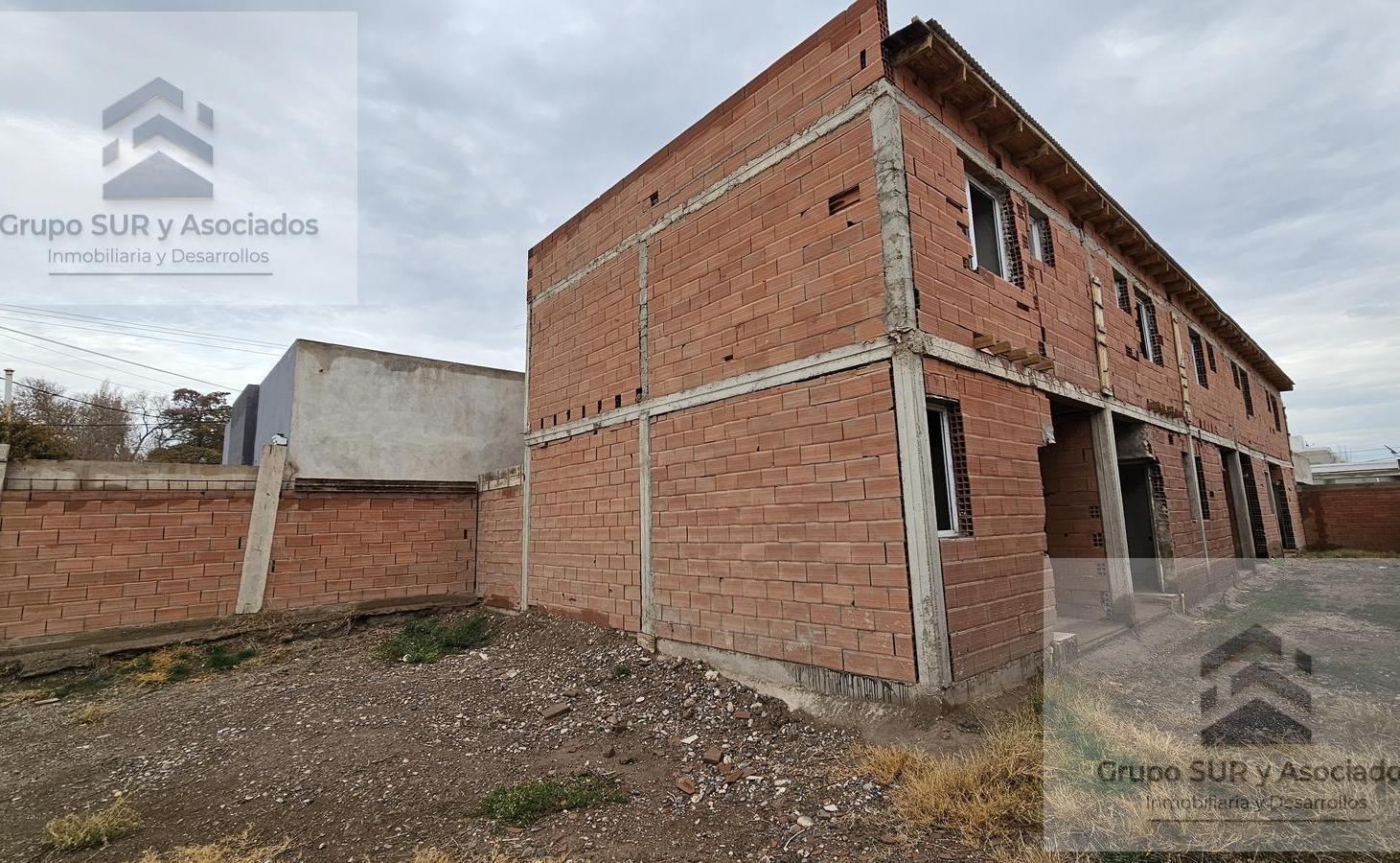 Foto de VENTA - Complejo 5 Deptos - Cinco Saltos, imagen 1
