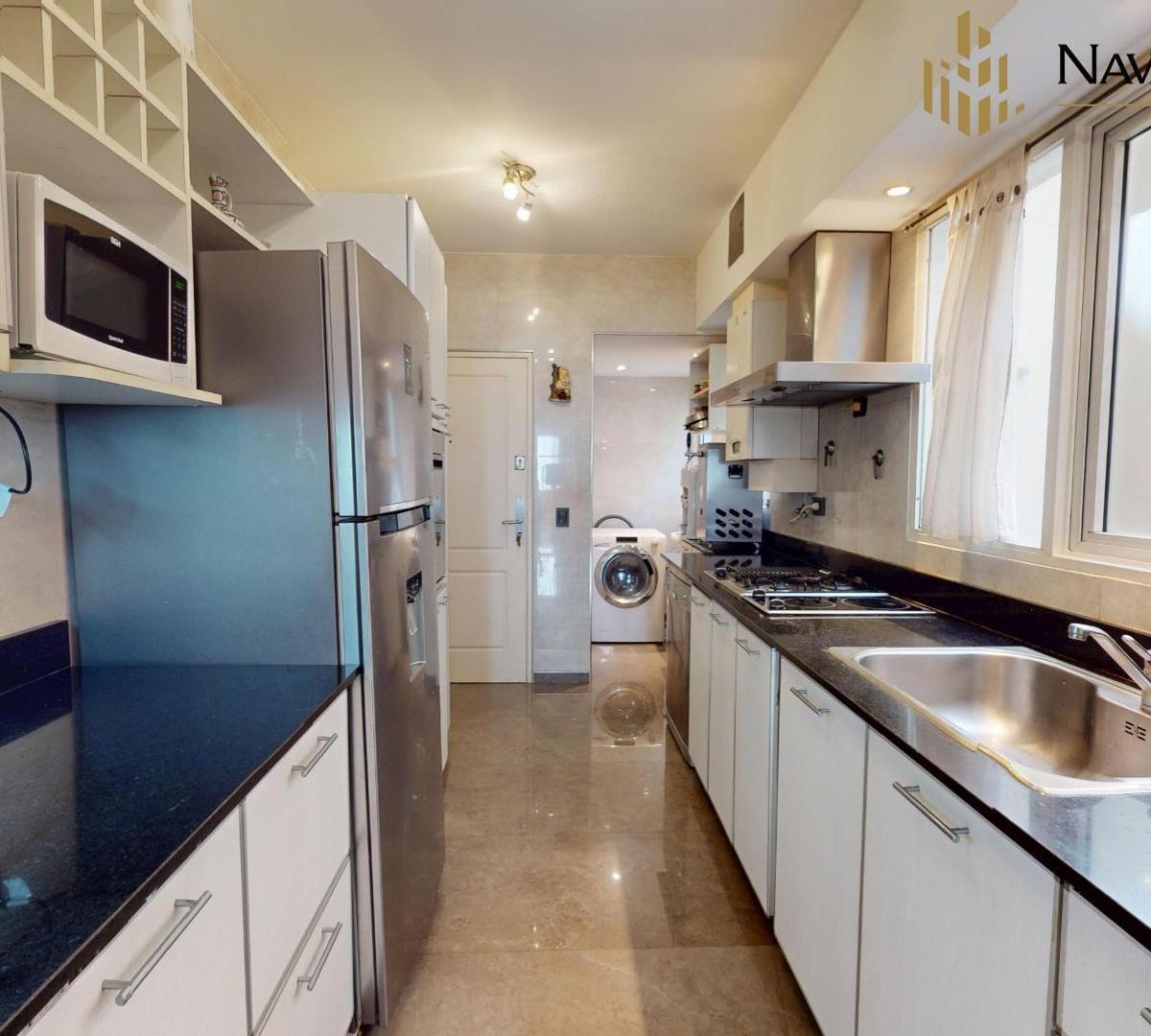 Semipiso de Categoria Cochera Amenities Seg 24hs Permuta 5