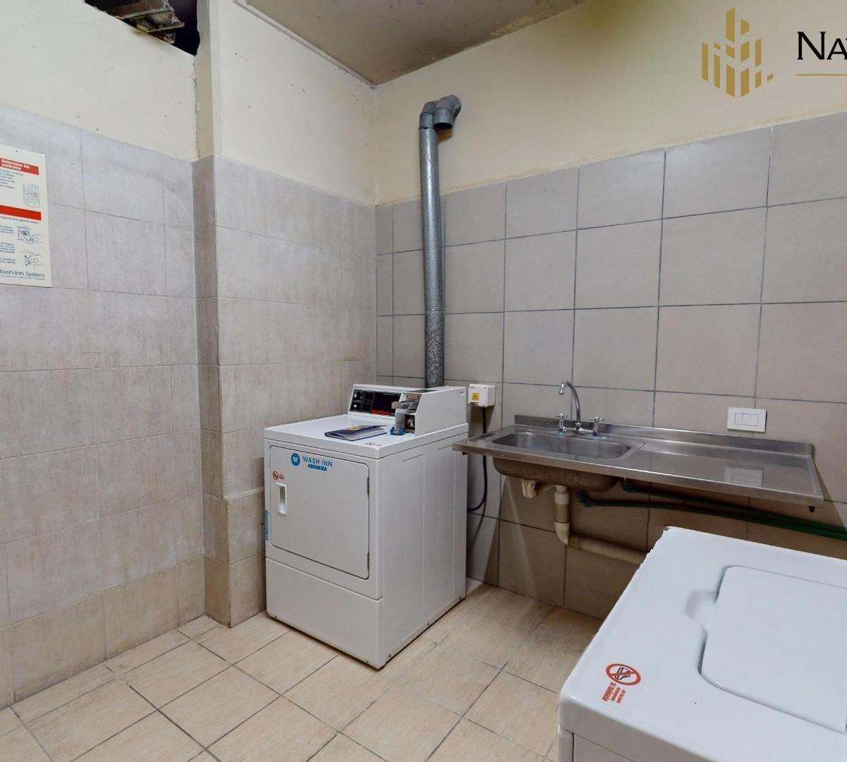 Semipiso de Categoria Cochera Amenities Seg 24hs Permuta 4
