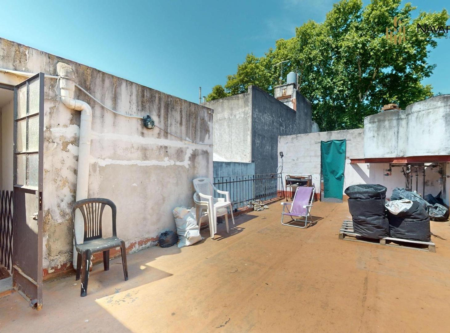 VENTA CASA MULTIFAMILIAR 10 AMBIENTES AMPLIA TERRAZA-GARAGE