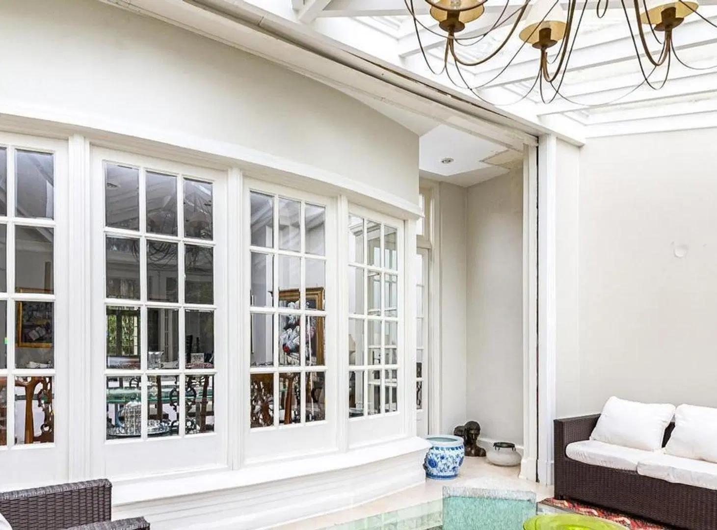 Exclusiva Casa 4 Plantas de Estilo 850 m² C/jardín y Pileta 3