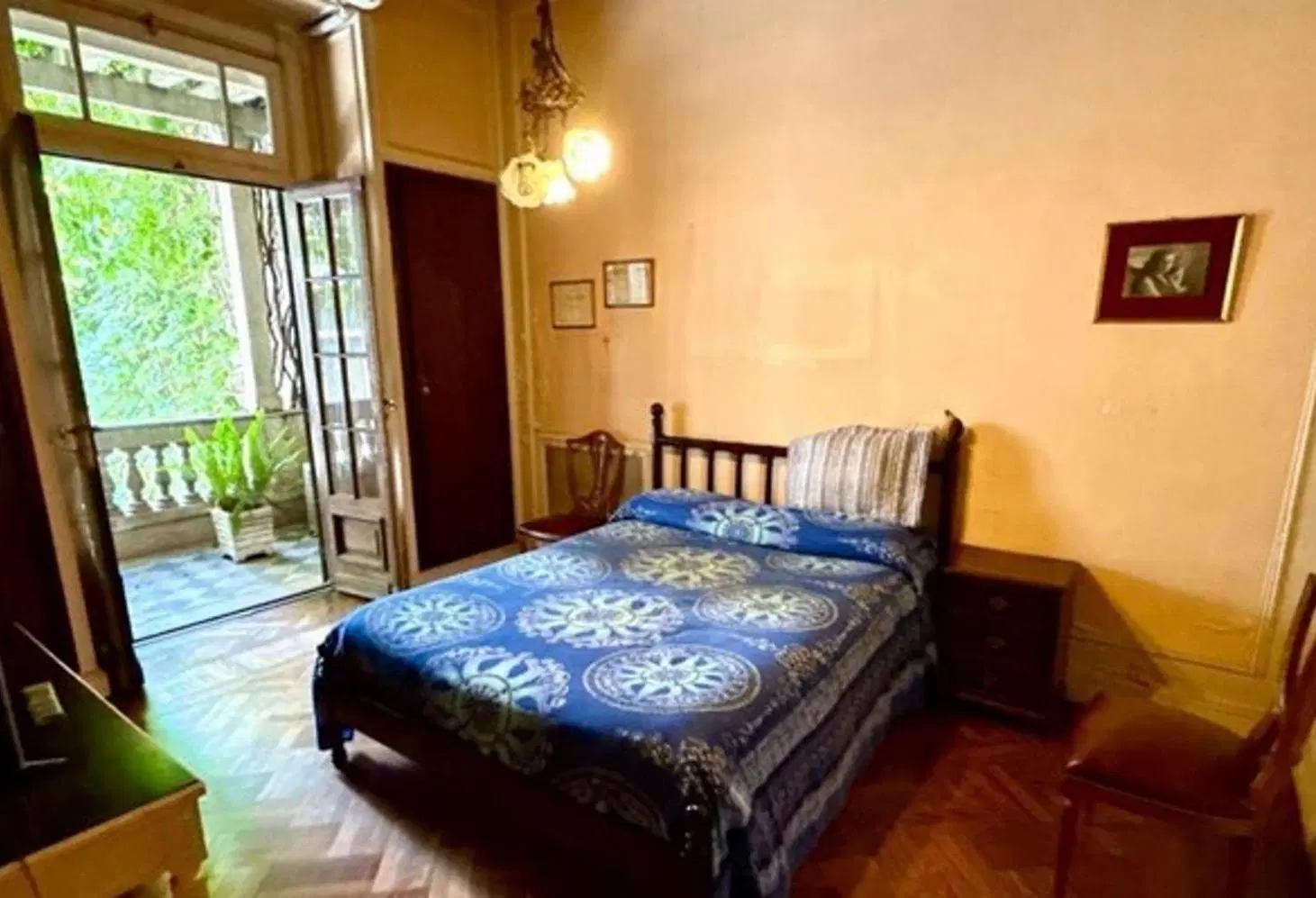 PETIT HOTEL de 8 ambientes en dos plantas estilo europeo 5