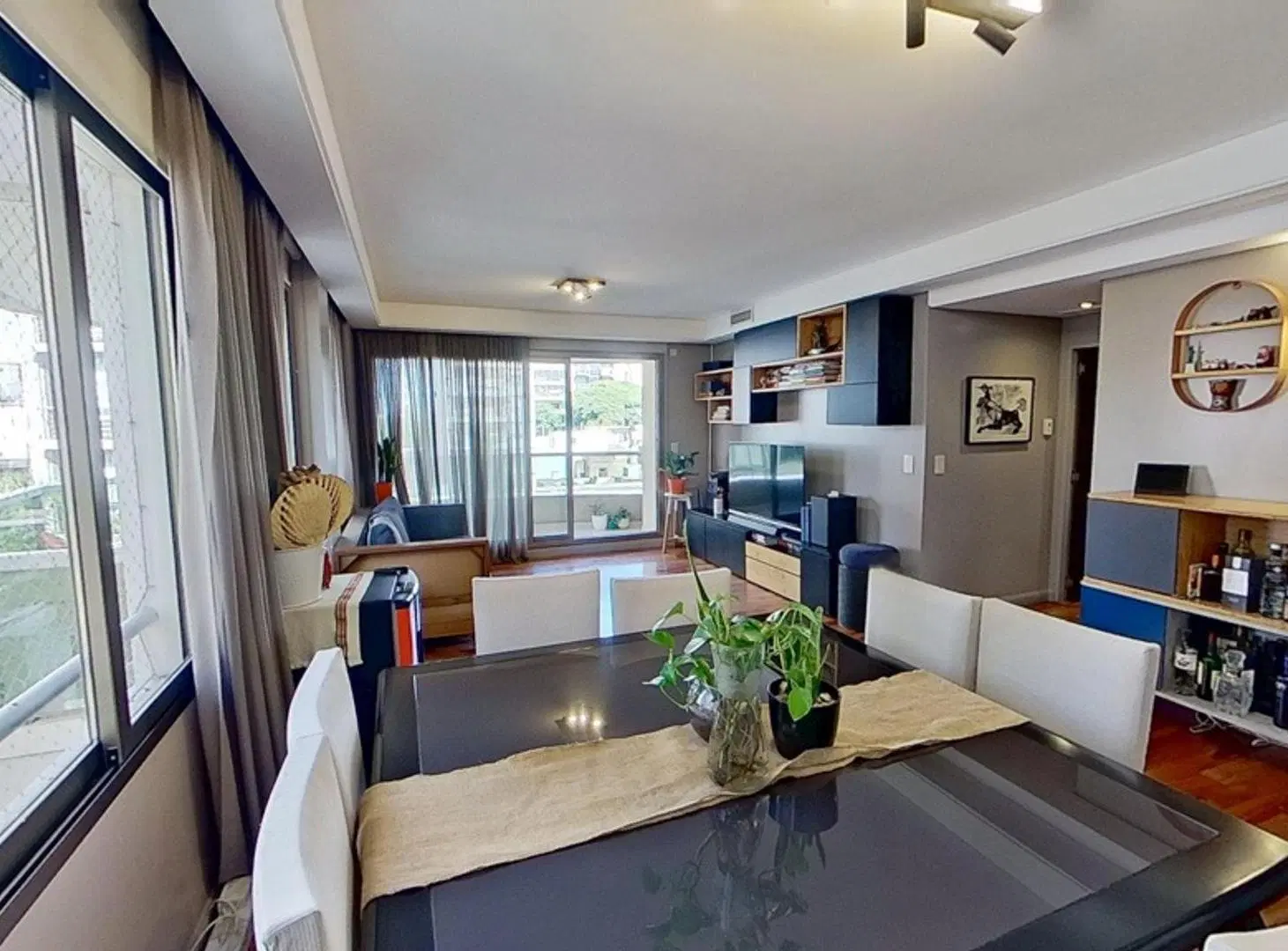 Semipiso de Categoria Cochera Amenities Seg 24hs PERMUTA 4