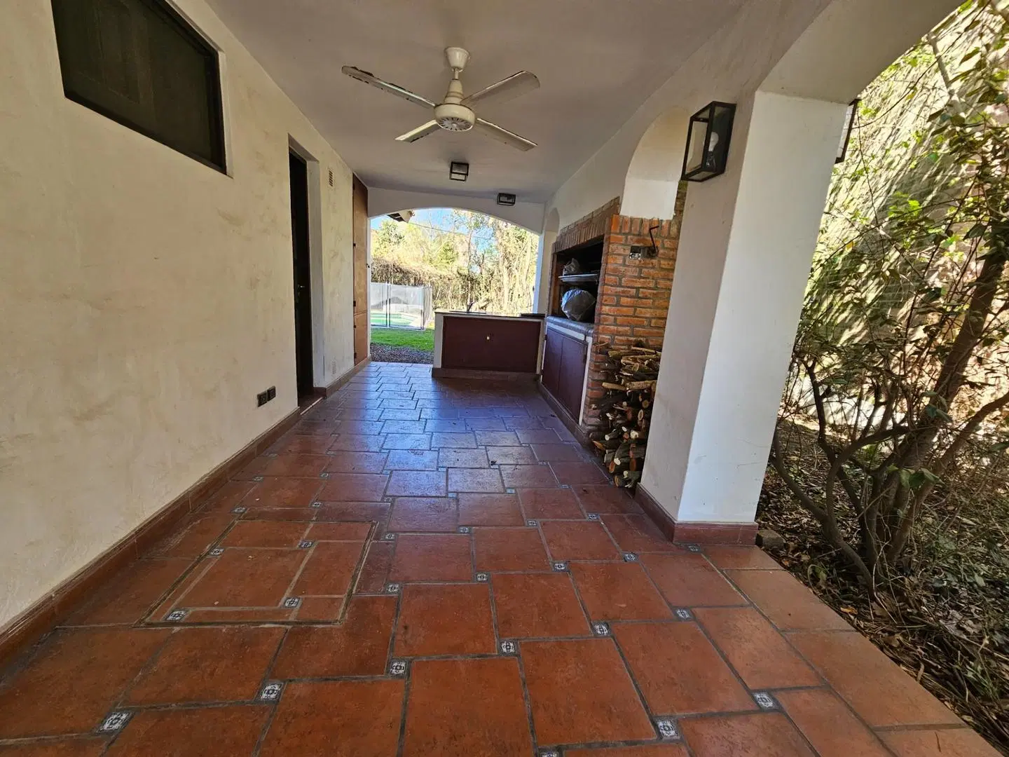 CASA COUNTRY LAS LAJAS PILETA PARRILLA 4 AMBIENTES 5