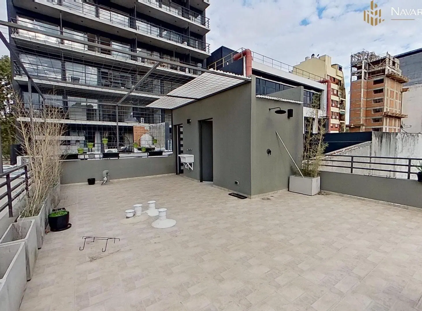 VENTA TRIPLEX  CON BALCON Y TERRAZA Y PROPIA 5