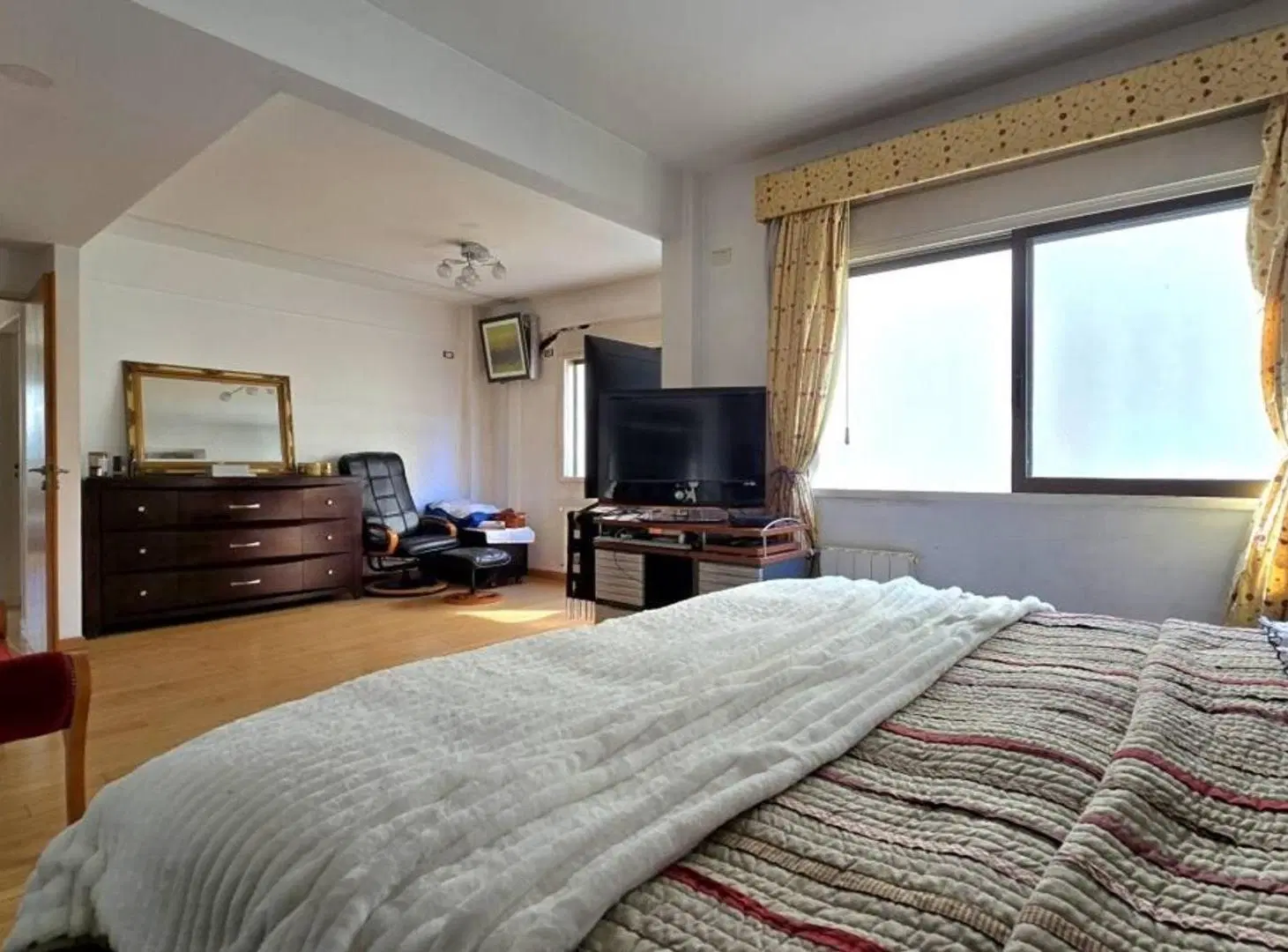 VENTA SEMIPISO EN TORRE DE CATEGORIA CABALLITO 3